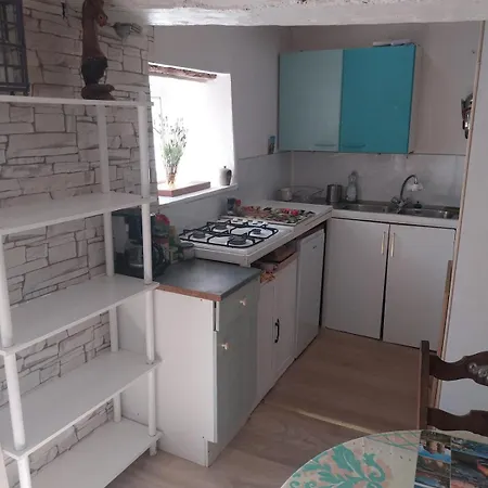 Maison En Pierre Дом отдыха Ла-Тюрбаль